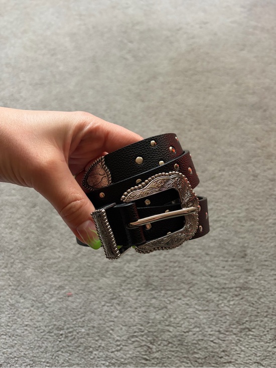 Dynamite Accessories - Black Studded Western-Style Leather Belt with Silver Buckle